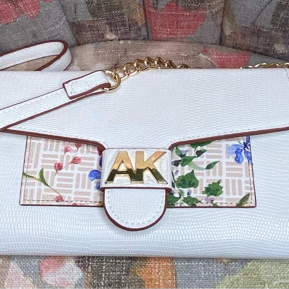 Anne Klein Crossbody Bag Vegan White/Floral Gold Tone Hardware NWT Retail $58.00